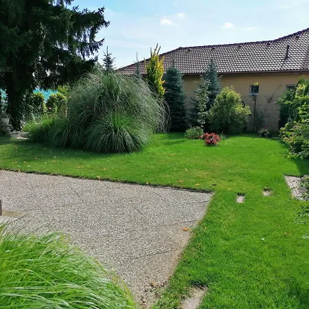 アパート Julia Vendeghaz Nyíregyháza